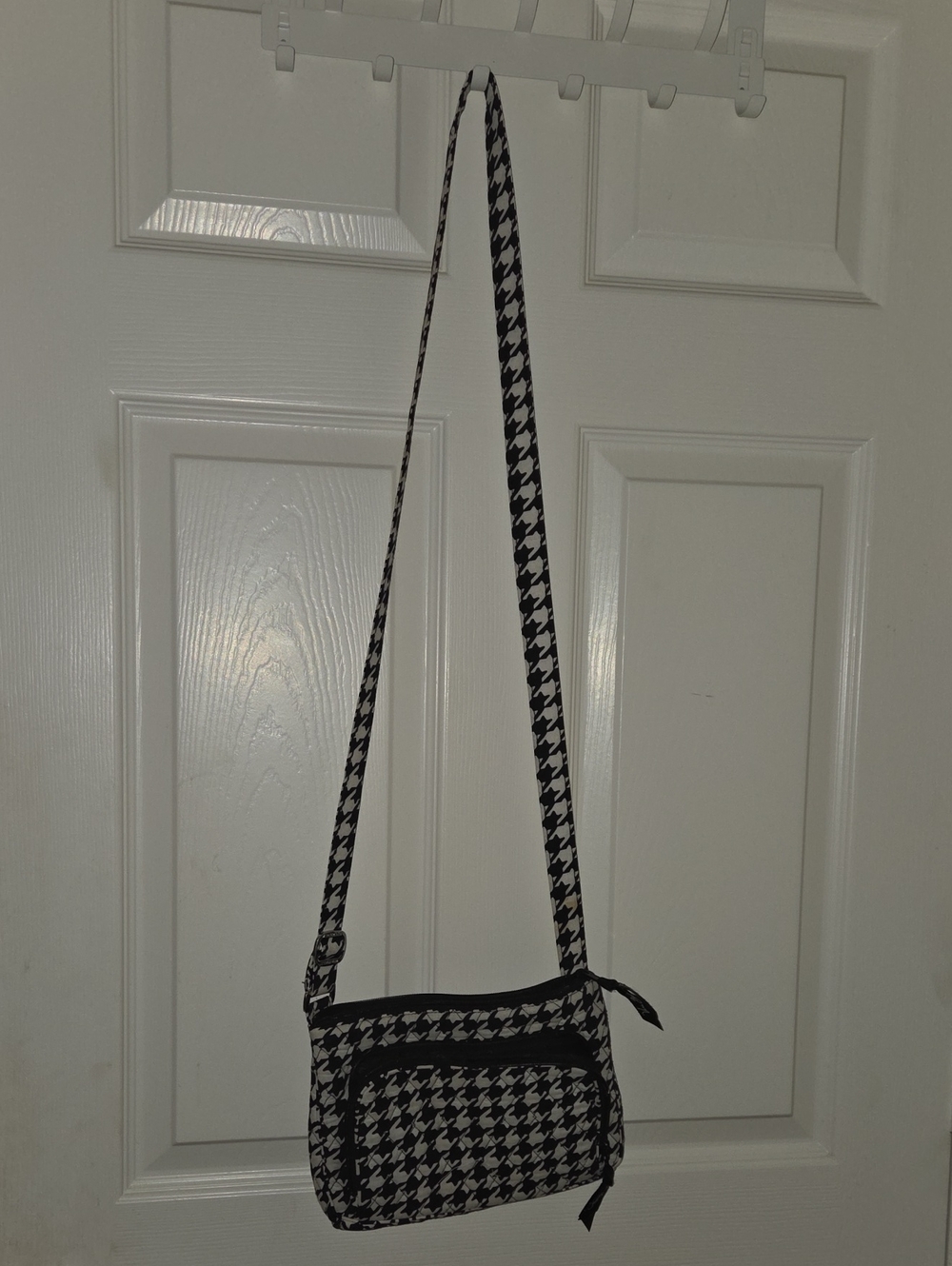 Vera Bradley Little Hipster Black and White Houndstooth Crossbody Bag